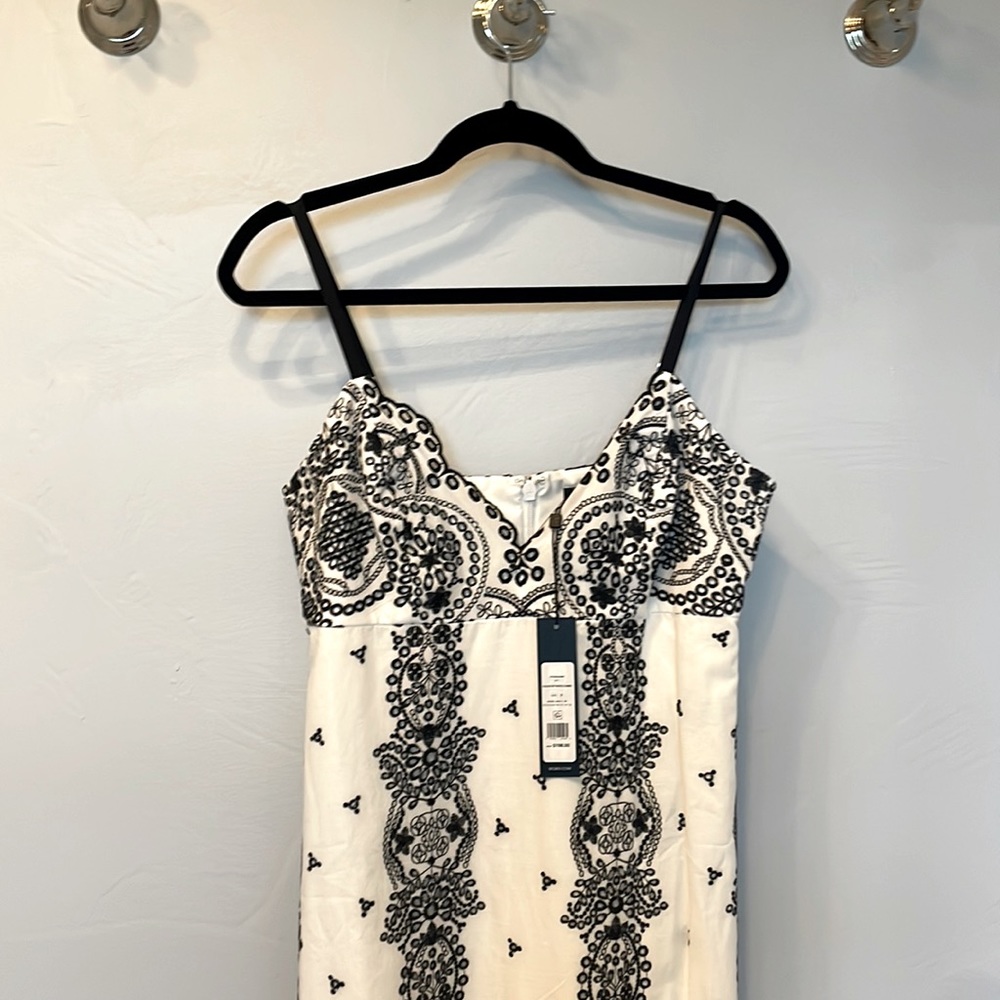 BCBG white dress with black embroidery, size 6
